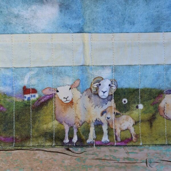 Emma Ball estuche multi Felted Sheep detalle 2